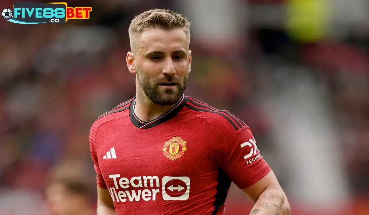 Luke Shaw đáp trả những nghi ngờ về lòng trung thành với Man Utd