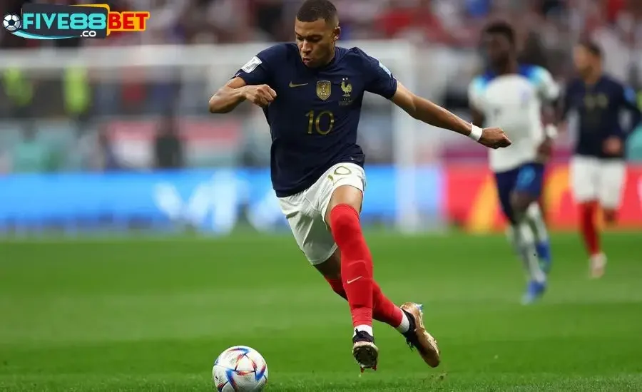 Phiên bản Kylian Mbappe nào sẽ xuất hiện?